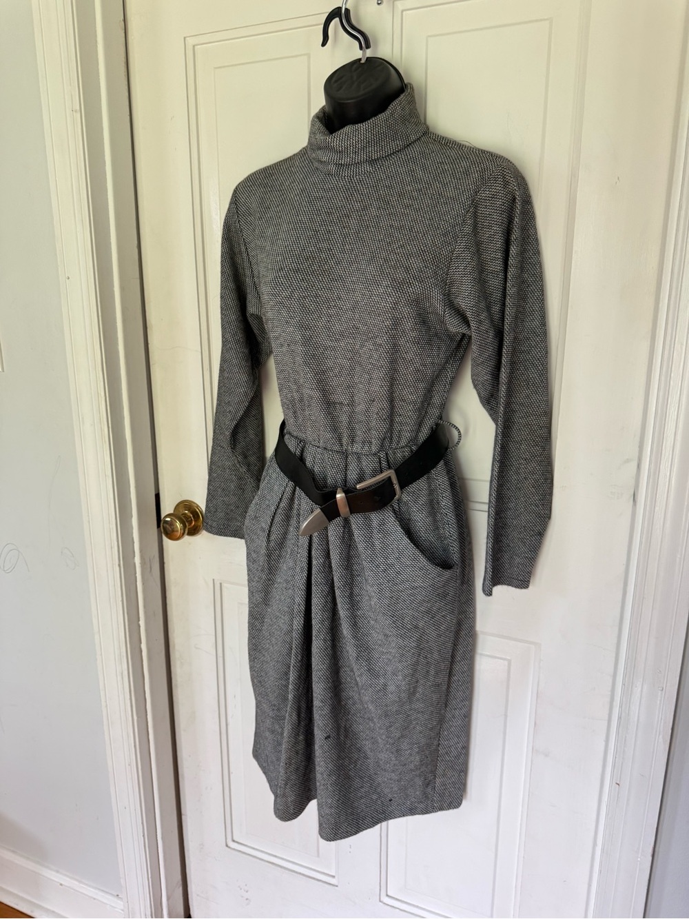 Girls' Gray Long Sleeve Turtleneck Knit Dress with Belt